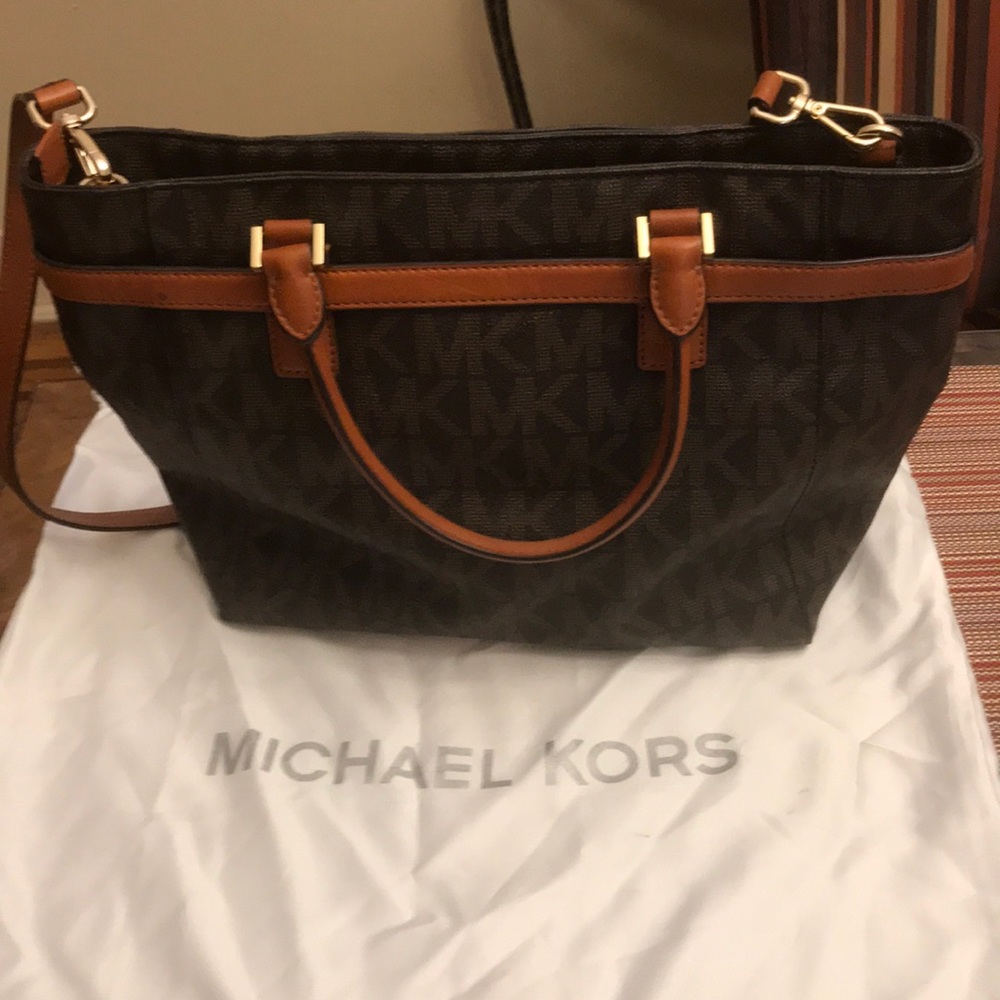 Handbag - Picture 2 of 4